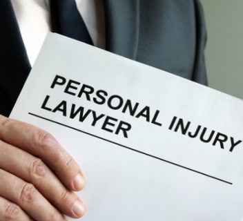 Choosing the Right Attorney to Handle Your Personal Injury Case
