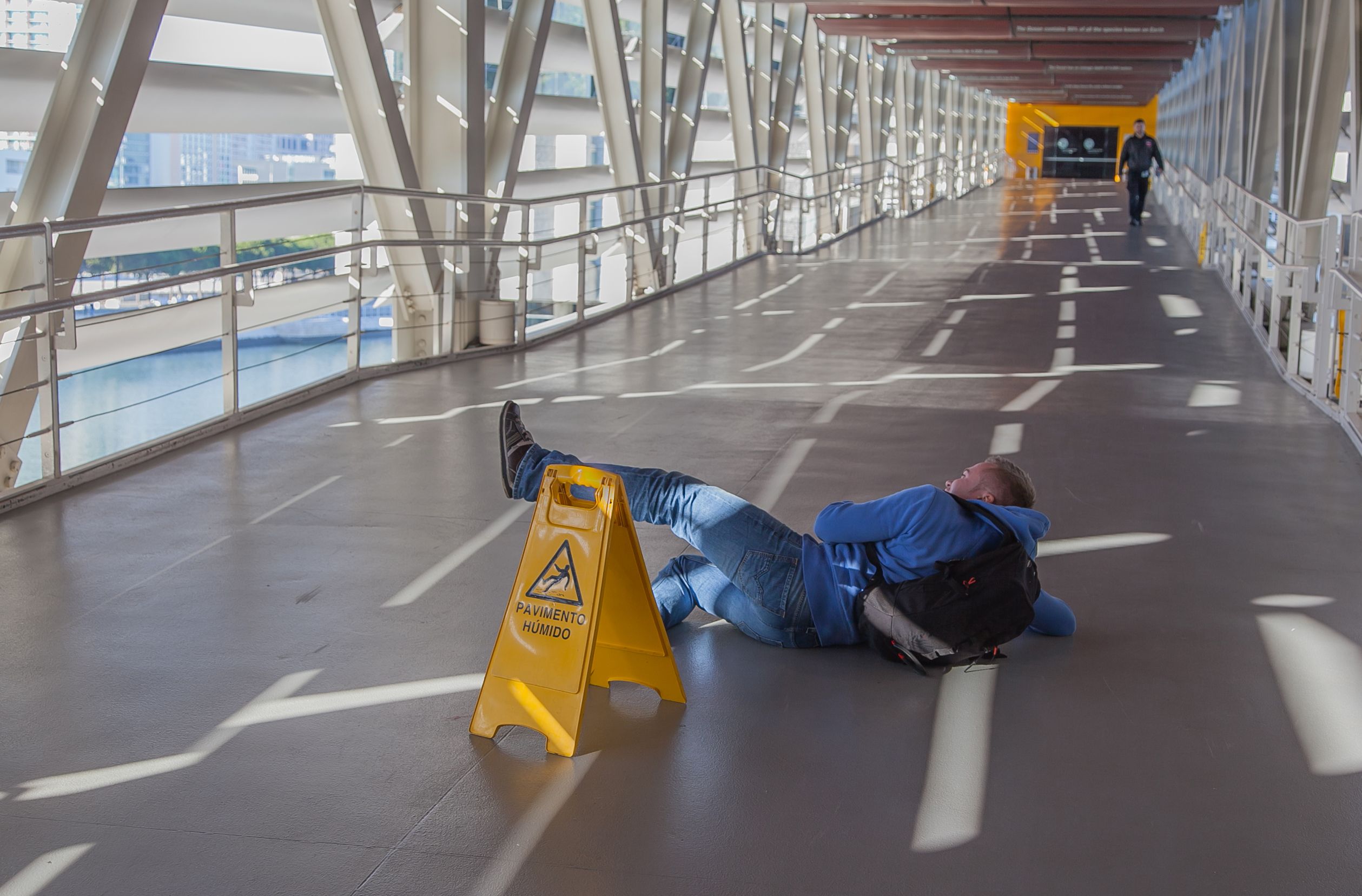Suing for Damages in a Slip and Fall Injury Case