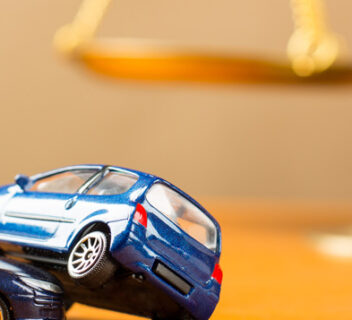 Should I Wait to Call a Lawyer for Car Accidents? | Auto Accident Attorney